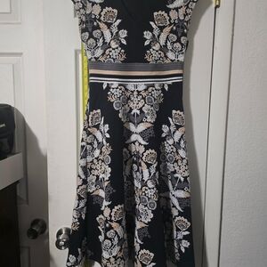 Anthropologie Ett:twa Soiree Midi Dress Womens Size 2 Black Floral Embroidered